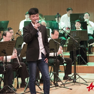 “正能量”歌唱家敖長生“長歌生聲”上海演唱會