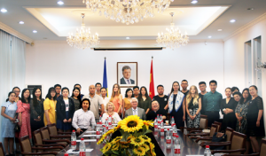 “董浩叔叔”要在烏克蘭基輔歷史博物館辦畫展啦！