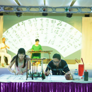 朱乒乓在“梵音妙樂”雅集觀音圣誕系列活動中演繹書法魅力