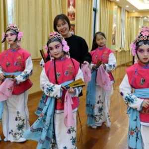 展現戲曲魅力 弘揚傳統文化