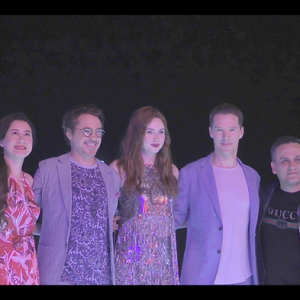 《復(fù)聯(lián)3》新加坡宣傳:鋼鐵俠獻吻 奇異博士玩穿越 　　