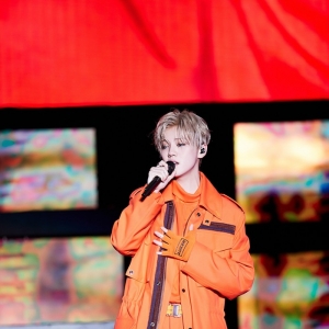 鹿晗RE: X全國巡回演唱會收官 我們的未來未完待續