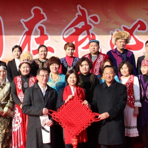 新疆博樂市第五中學舉行“民族團結一家親”工作成果展示活動