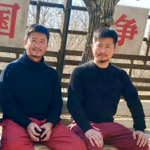 網上爆出一張照片，說吳京的替身與其本人相似度達到90%？