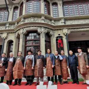 第二十一屆中國上海國際藝術節參展項目 《行進中的畫展——張園項目》近日開展