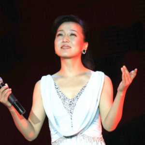 公益歌曲MV《同心戰疫情》致敬在抗擊疫情一線的所有工作者！