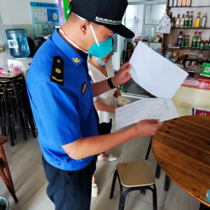 松江區(qū)經(jīng)開區(qū)城管緊盯市容不放松，防控疫情不松懈