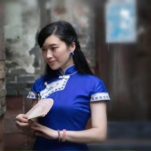 鳳凰慧子的詩歌